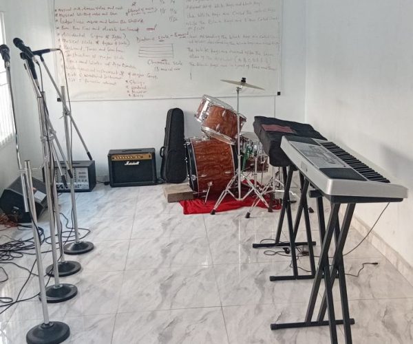 MUSIC ROOM